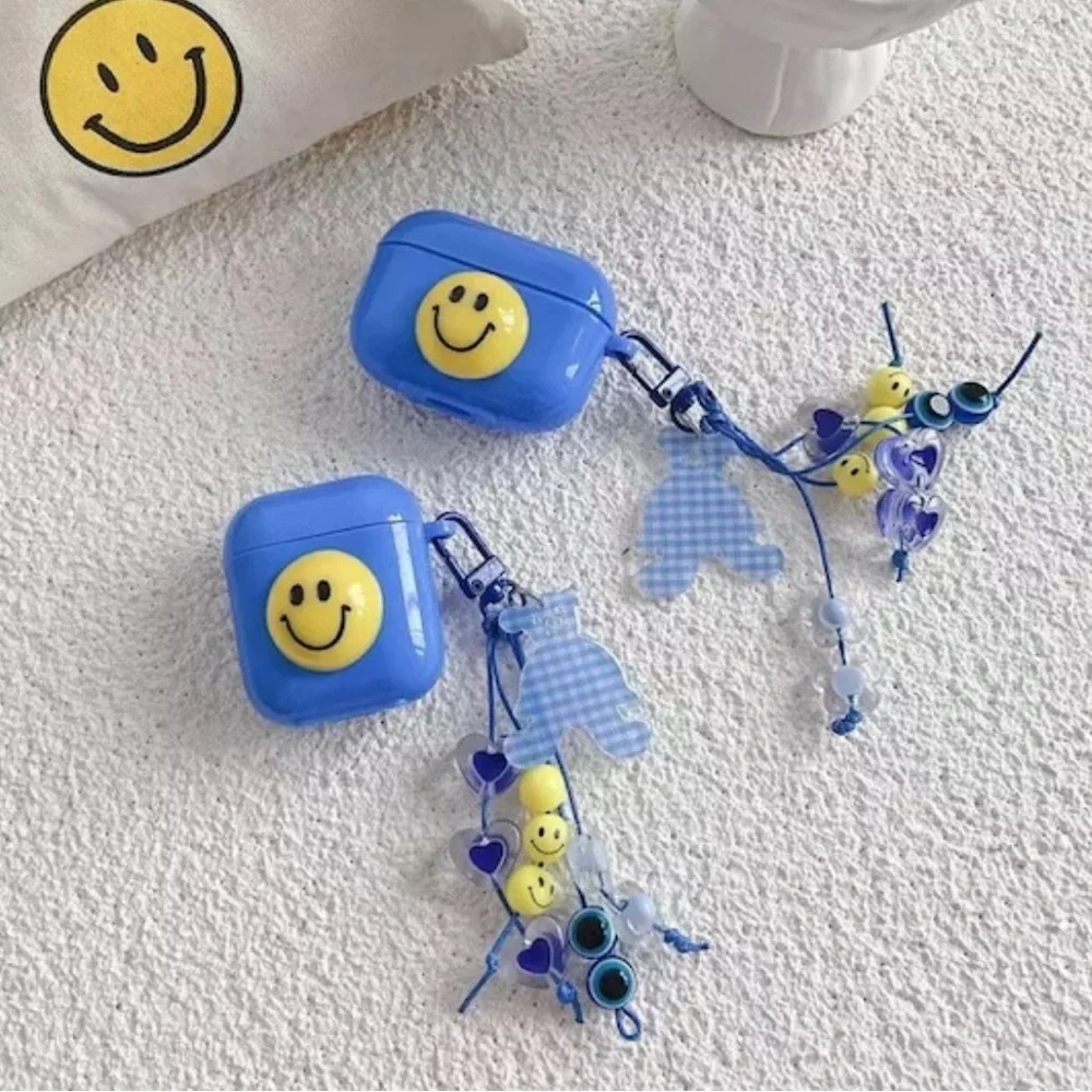 Apple AirPods Pro 3D smiley face hard case